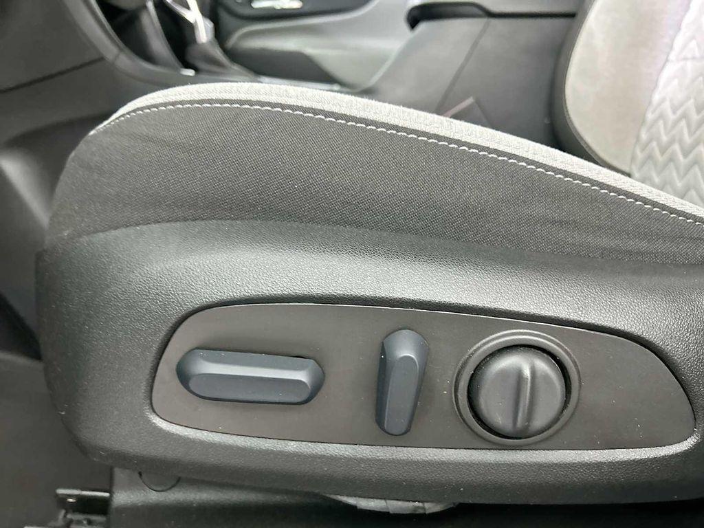 used 2022 Chevrolet Equinox car, priced at $16,688