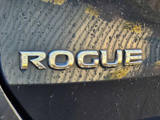 used 2015 Nissan Rogue car, priced at $10,299