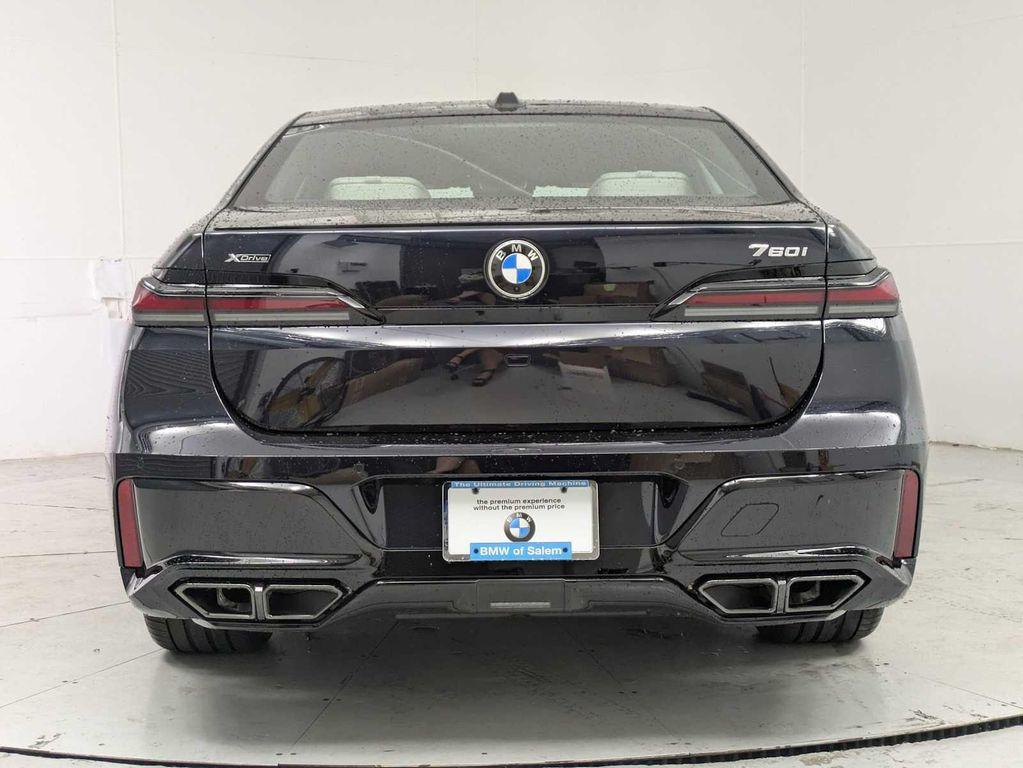 new 2025 BMW 760 car, priced at $127,014