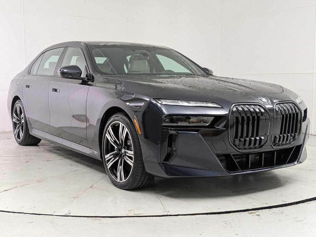 new 2025 BMW 760 car, priced at $127,014