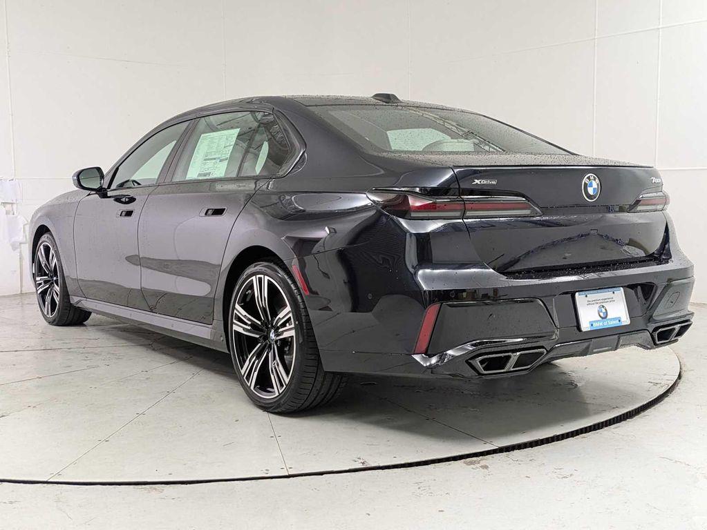 new 2025 BMW 760 car, priced at $127,014