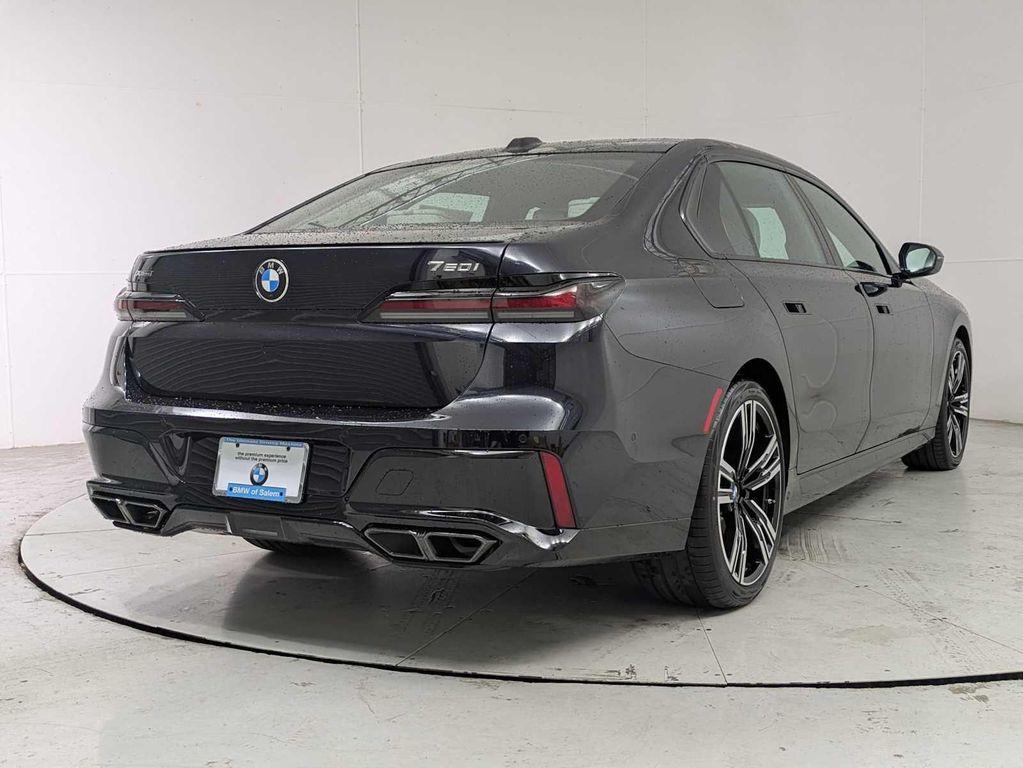 new 2025 BMW 760 car, priced at $127,014