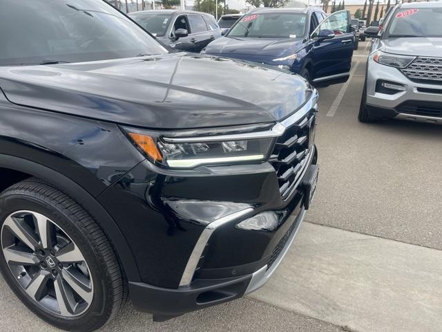 used 2024 Honda Pilot car, priced at $45,998