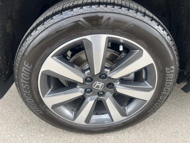 used 2024 Honda Pilot car, priced at $45,998
