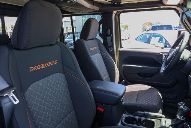 new 2025 Jeep Gladiator car, priced at $55,250