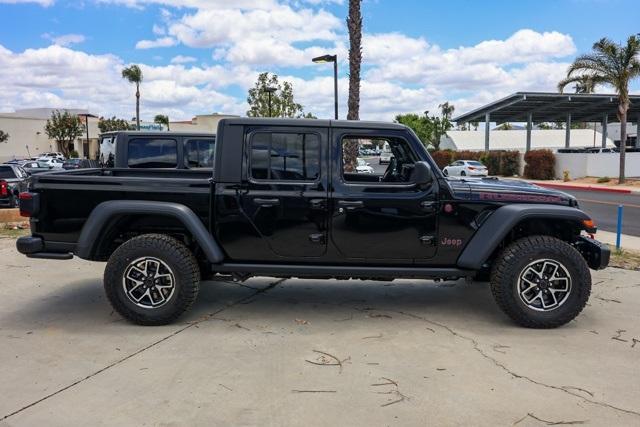 new 2025 Jeep Gladiator car, priced at $60,535