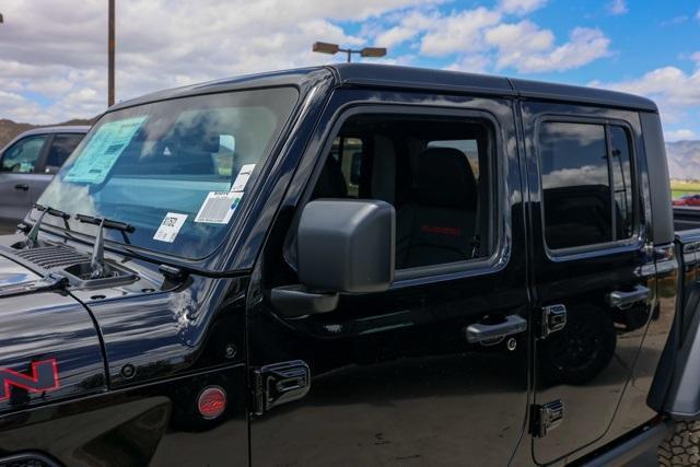new 2025 Jeep Gladiator car, priced at $60,535