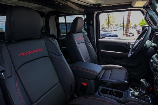 new 2025 Jeep Gladiator car, priced at $60,535