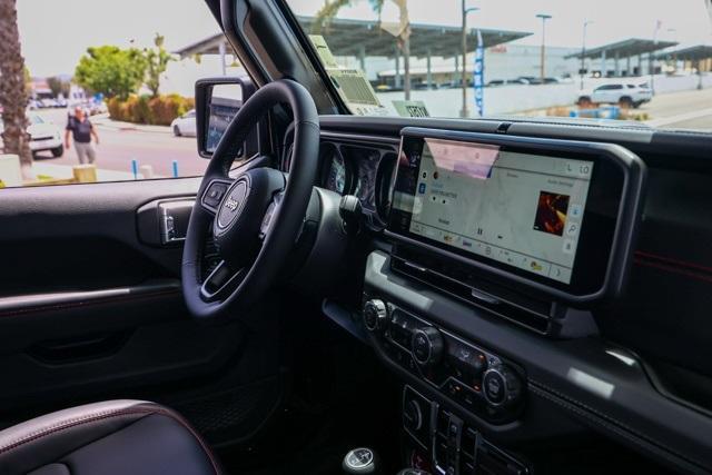 new 2025 Jeep Gladiator car, priced at $60,535