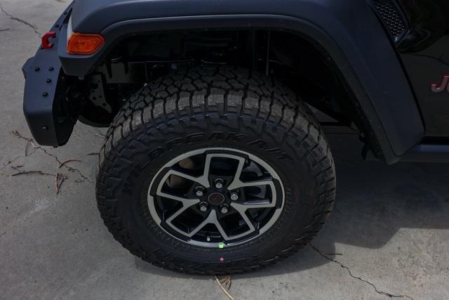 new 2025 Jeep Gladiator car, priced at $60,535