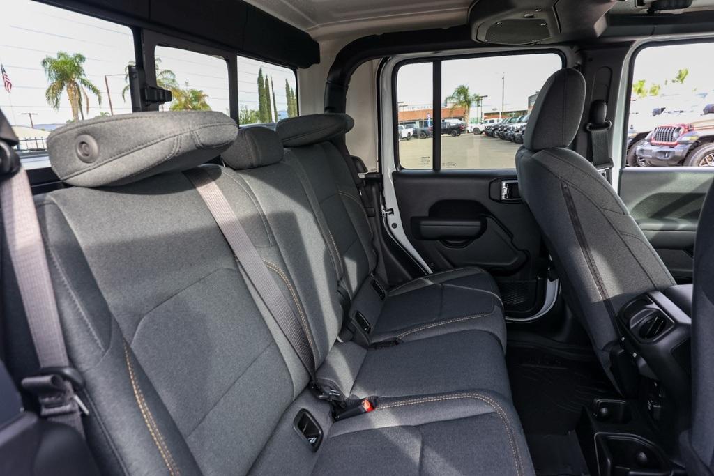 new 2025 Jeep Gladiator car, priced at $50,774