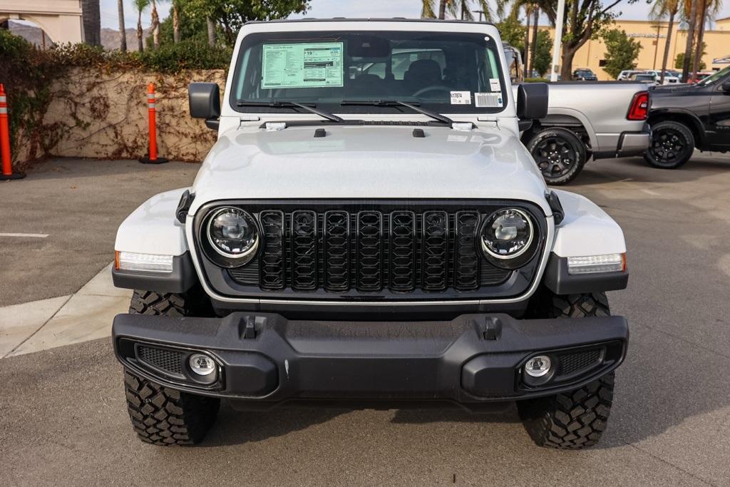 new 2025 Jeep Gladiator car, priced at $50,774