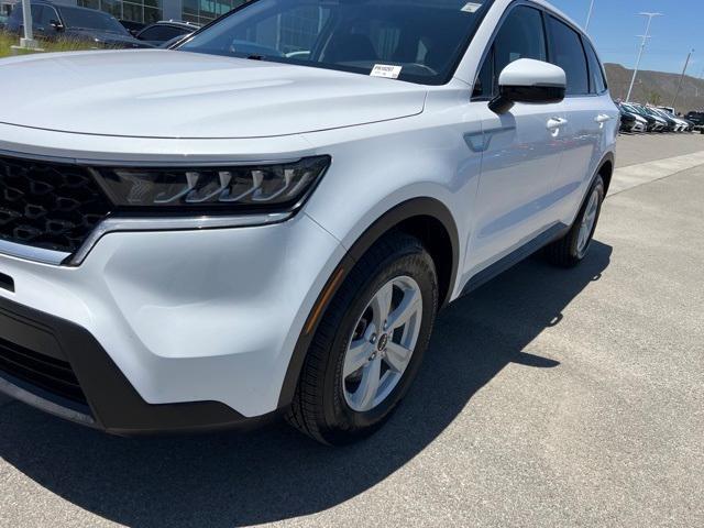 used 2023 Kia Sorento car, priced at $24,467