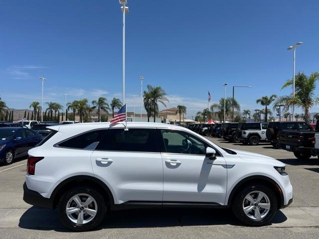 used 2023 Kia Sorento car, priced at $24,467