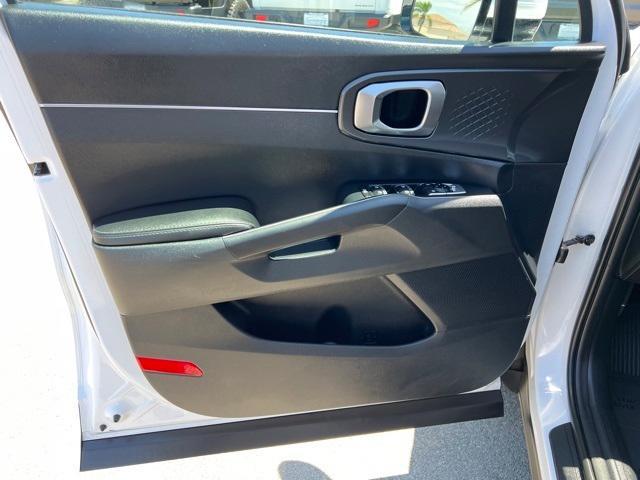 used 2023 Kia Sorento car, priced at $24,467