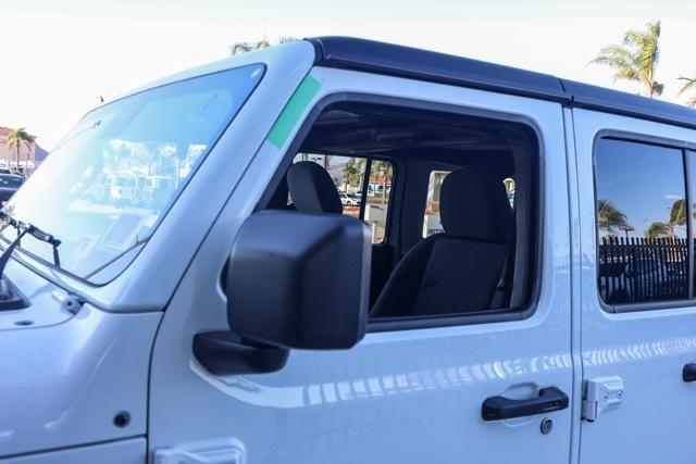 new 2025 Jeep Wrangler car, priced at $42,876