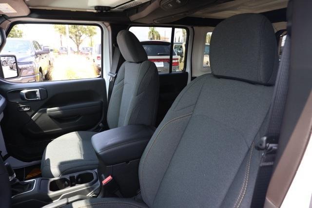 new 2025 Jeep Wrangler car, priced at $47,508