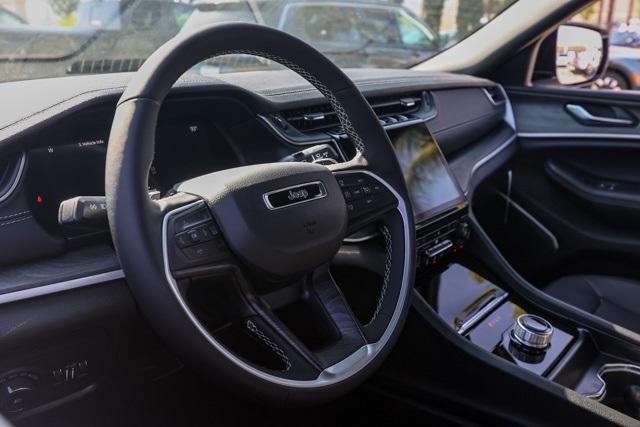 new 2025 Jeep Grand Cherokee L car, priced at $48,527