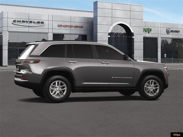 new 2025 Jeep Grand Cherokee car, priced at $35,670