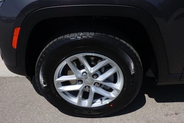 new 2025 Jeep Grand Cherokee car, priced at $36,140