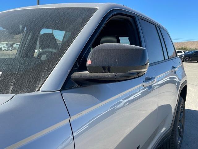 new 2025 Jeep Grand Cherokee car