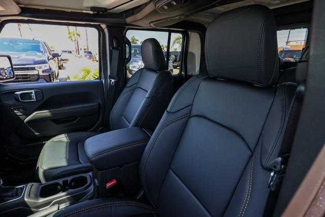 new 2025 Jeep Gladiator car, priced at $47,793