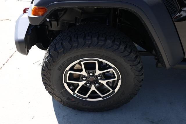 new 2025 Jeep Wrangler car, priced at $55,452