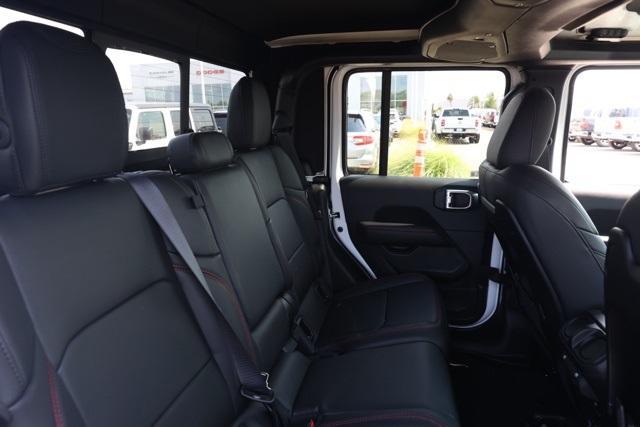 new 2025 Jeep Gladiator car, priced at $58,390