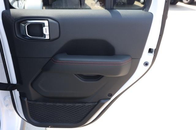 new 2025 Jeep Gladiator car, priced at $58,390