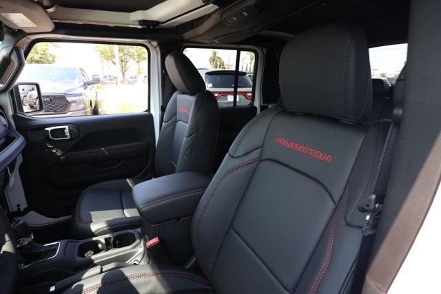 new 2025 Jeep Gladiator car, priced at $58,390