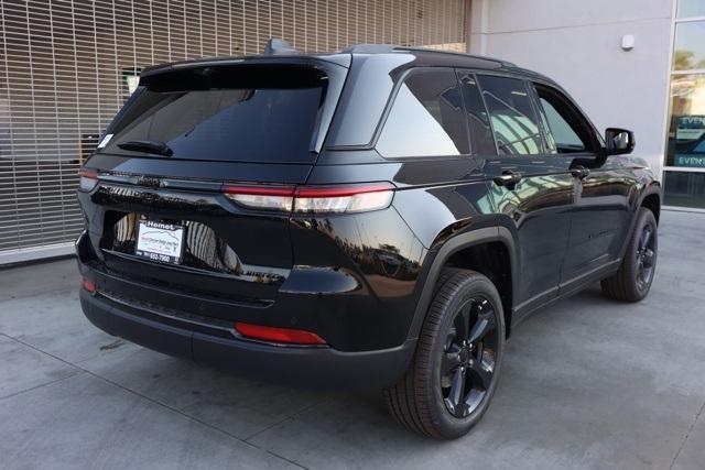 new 2025 Jeep Grand Cherokee car, priced at $45,690