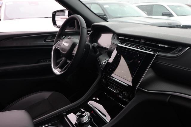 new 2025 Jeep Grand Cherokee L car, priced at $40,675