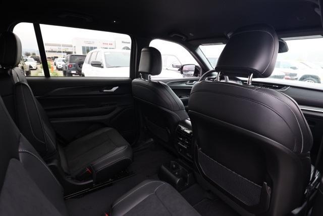 new 2025 Jeep Grand Cherokee L car, priced at $40,675