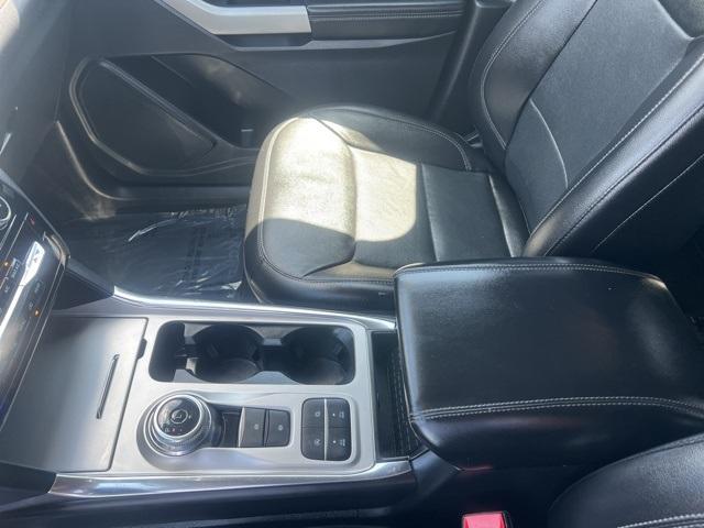 used 2022 Ford Explorer car, priced at $28,099