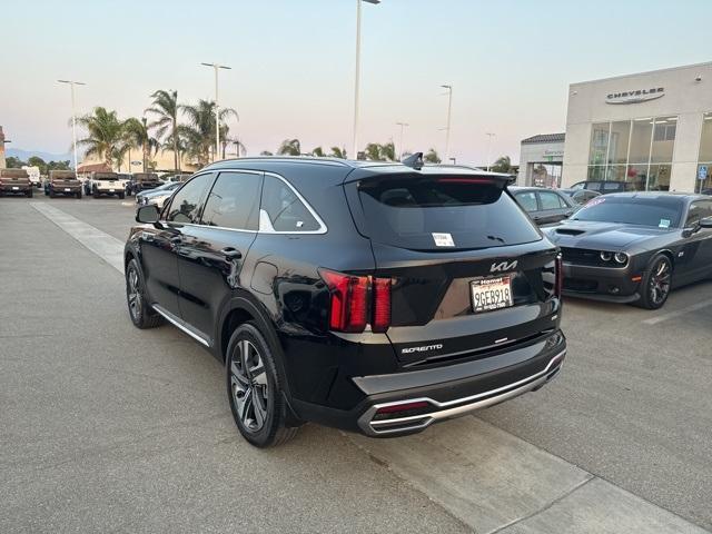 used 2023 Kia Sorento Hybrid car, priced at $32,904