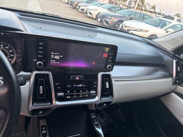 used 2023 Kia Sorento Hybrid car, priced at $32,904