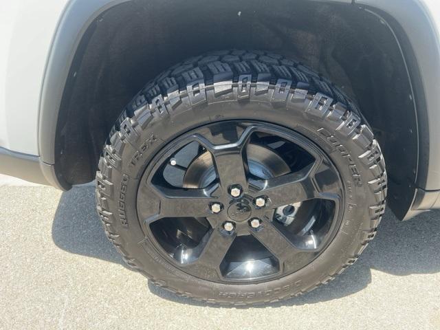 used 2018 Jeep Grand Cherokee car, priced at $22,583