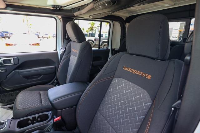 new 2025 Jeep Gladiator car, priced at $54,655