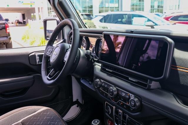 new 2025 Jeep Gladiator car, priced at $54,655