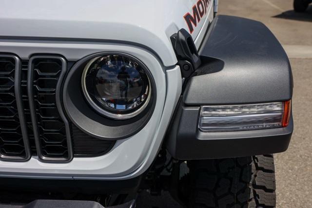 new 2025 Jeep Gladiator car, priced at $54,655