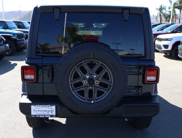 new 2025 Jeep Wrangler car, priced at $46,375