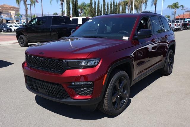 new 2025 Jeep Grand Cherokee car, priced at $47,546