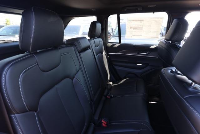 new 2025 Jeep Grand Cherokee car, priced at $47,546