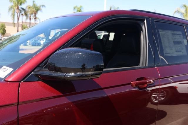 new 2025 Jeep Grand Cherokee car, priced at $47,546