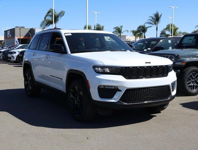 new 2025 Jeep Grand Cherokee car