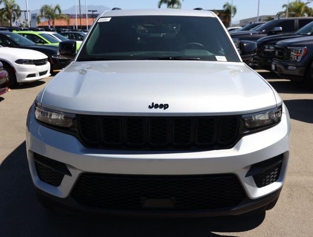 new 2024 Jeep Grand Cherokee car, priced at $41,530