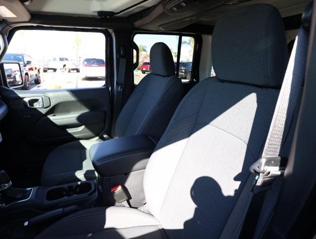 new 2025 Jeep Wrangler car, priced at $42,640