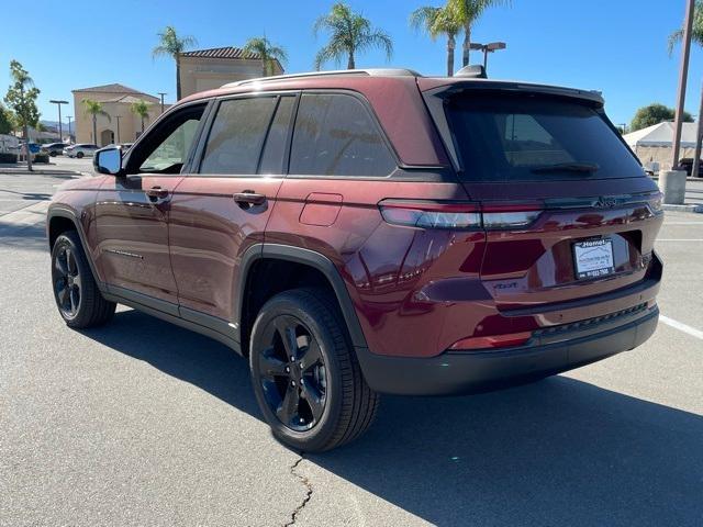 new 2025 Jeep Grand Cherokee car