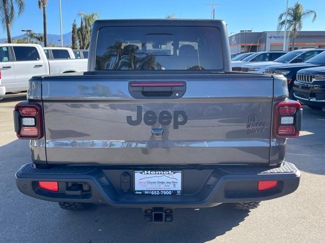 new 2025 Jeep Gladiator car, priced at $47,783