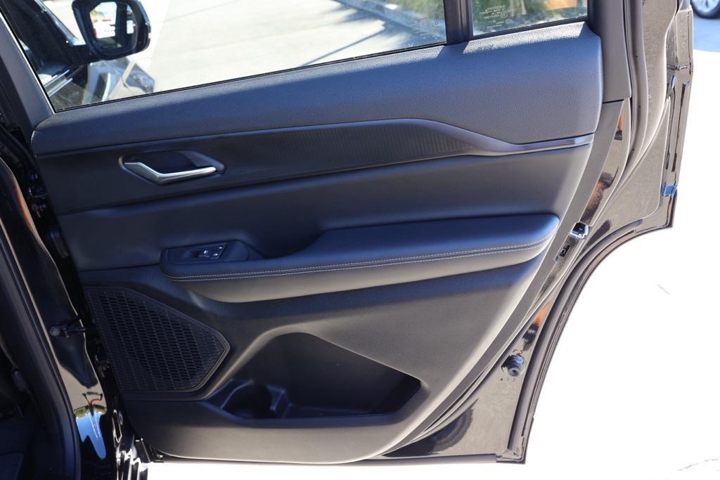 new 2025 Jeep Grand Cherokee L car, priced at $42,875